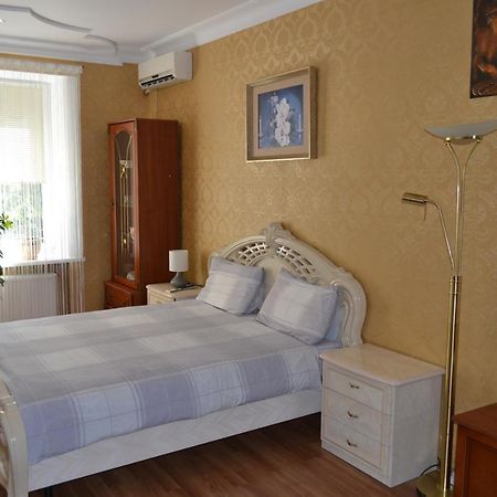 Executive Suite In The Centre Ternopil Eksteriør billede
