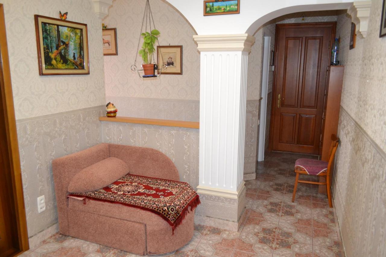 Executive Suite In The Centre Ternopil Eksteriør billede