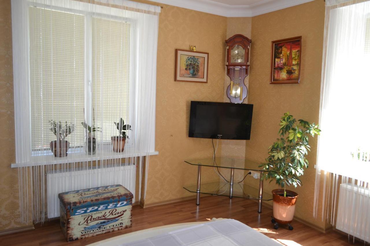 Executive Suite In The Centre Ternopil Eksteriør billede