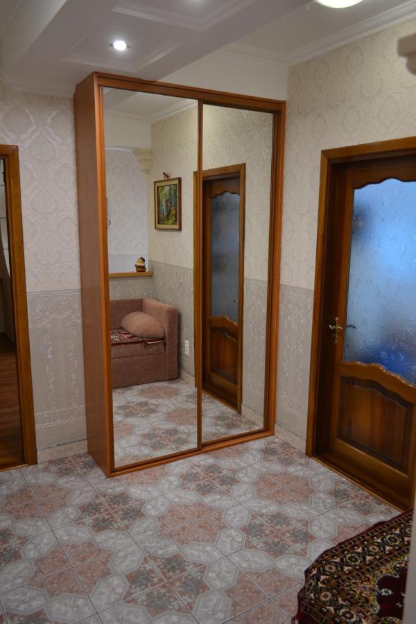 Executive Suite In The Centre Ternopil Eksteriør billede